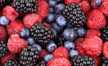 Czy można jeść owoce na noc?