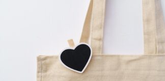 Na co zwrócić uwagę, wybierając torbę bawełnianą z logo firmy